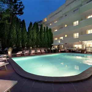 Szálloda Astoria, Rimini
